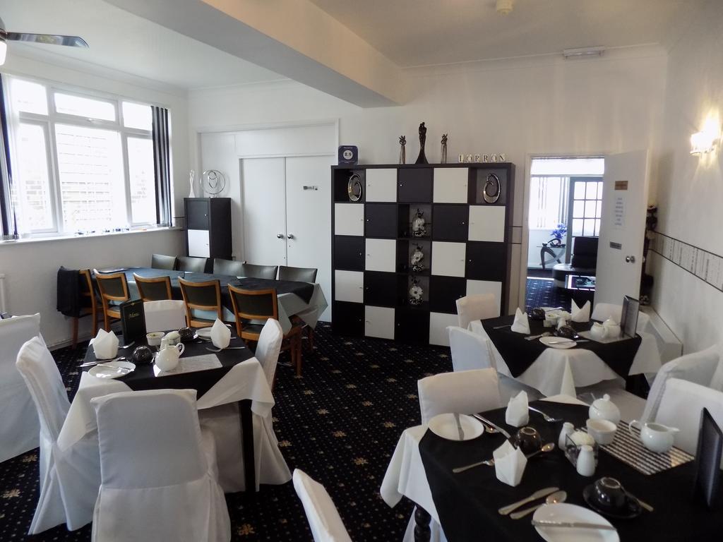 The Lorron Hotel Sandown Exterior foto